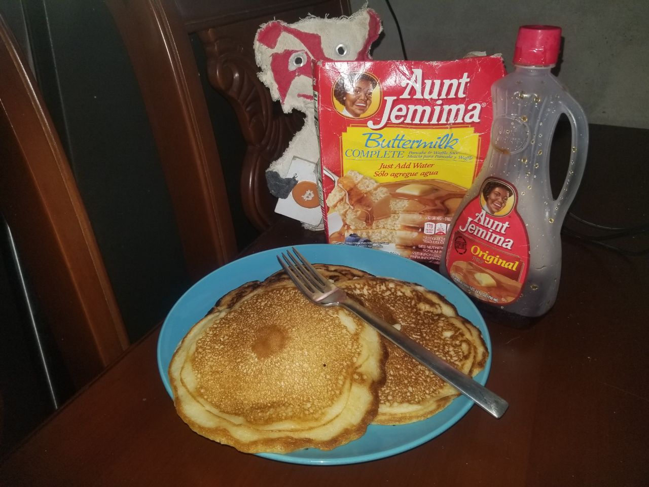 nandibear-loves-aunt-jemima-pancakes-and-syrup-2020